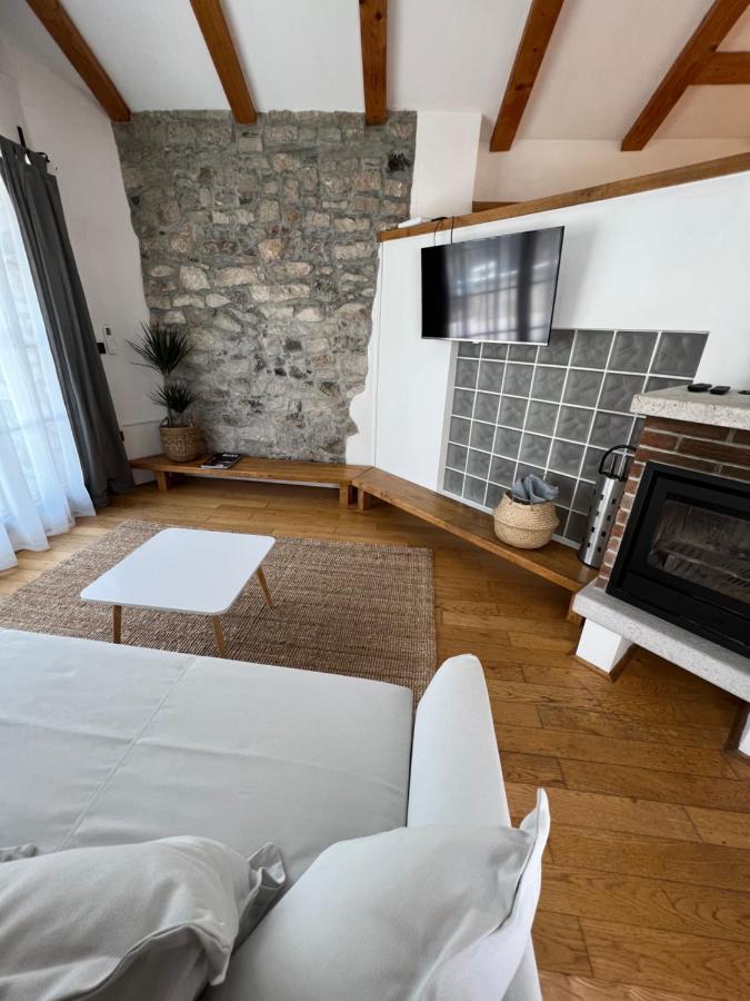 Guesthouse 45 Dutovlje Eksteriør bilde