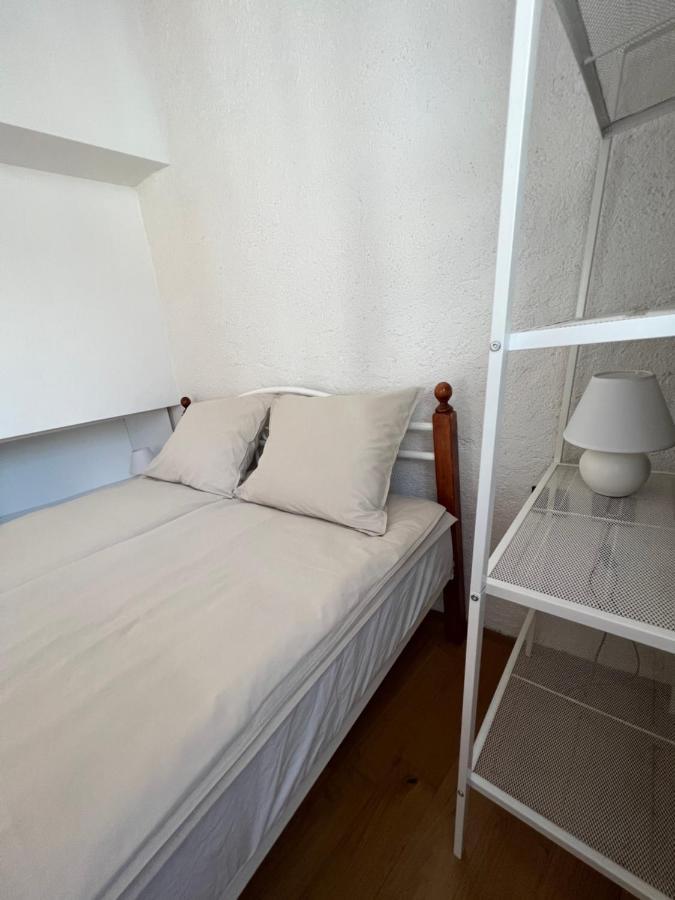 Guesthouse 45 Dutovlje Eksteriør bilde